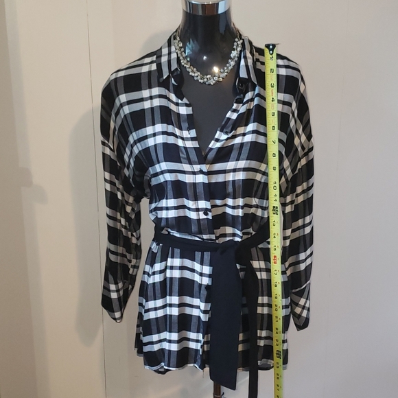 New Zara sz L button down belted top - Picture 4 of 11